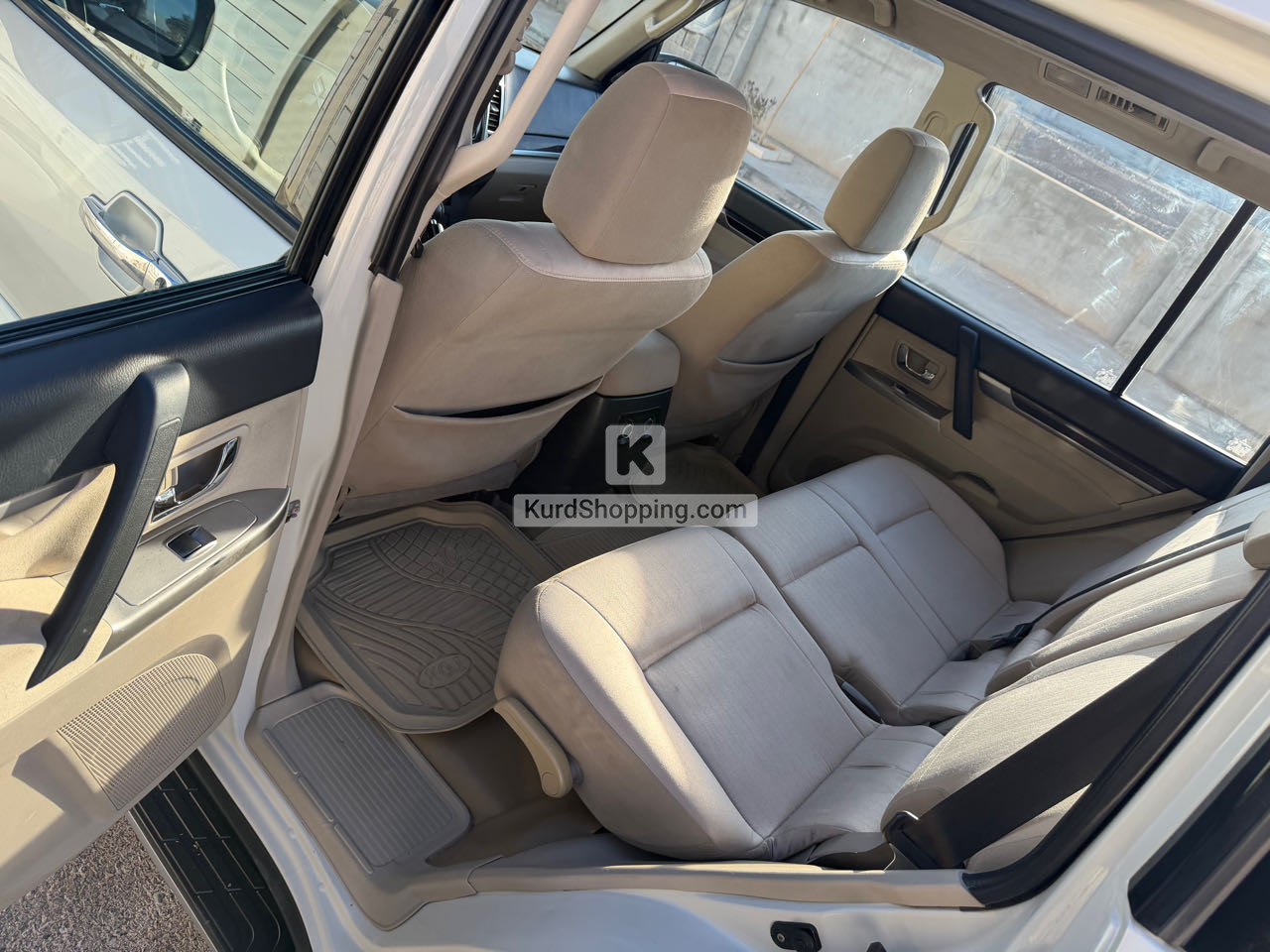 Mitsubishi Pajero 2016