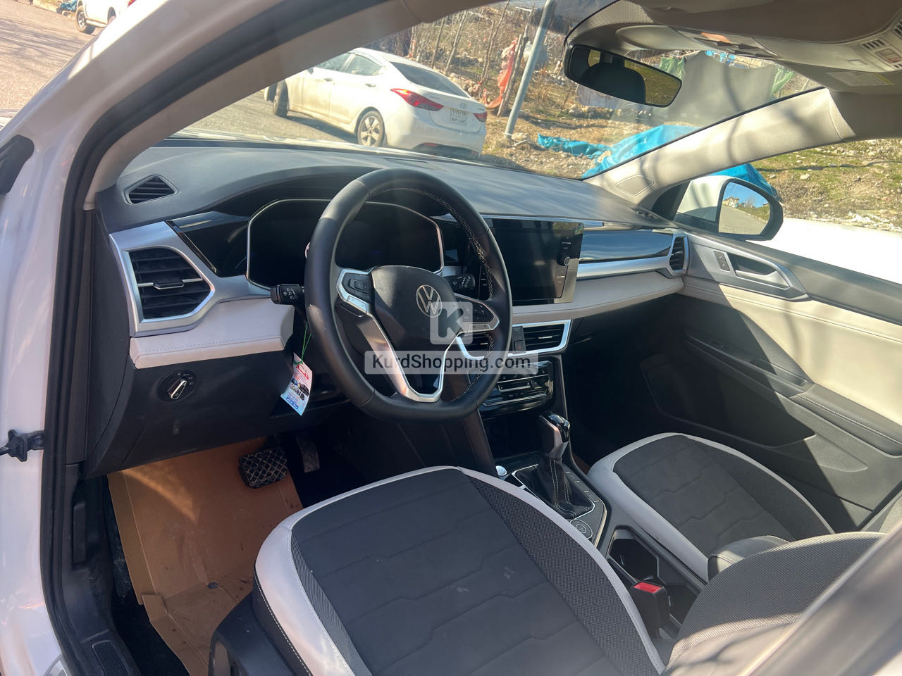 Volkswagen Taos 2025