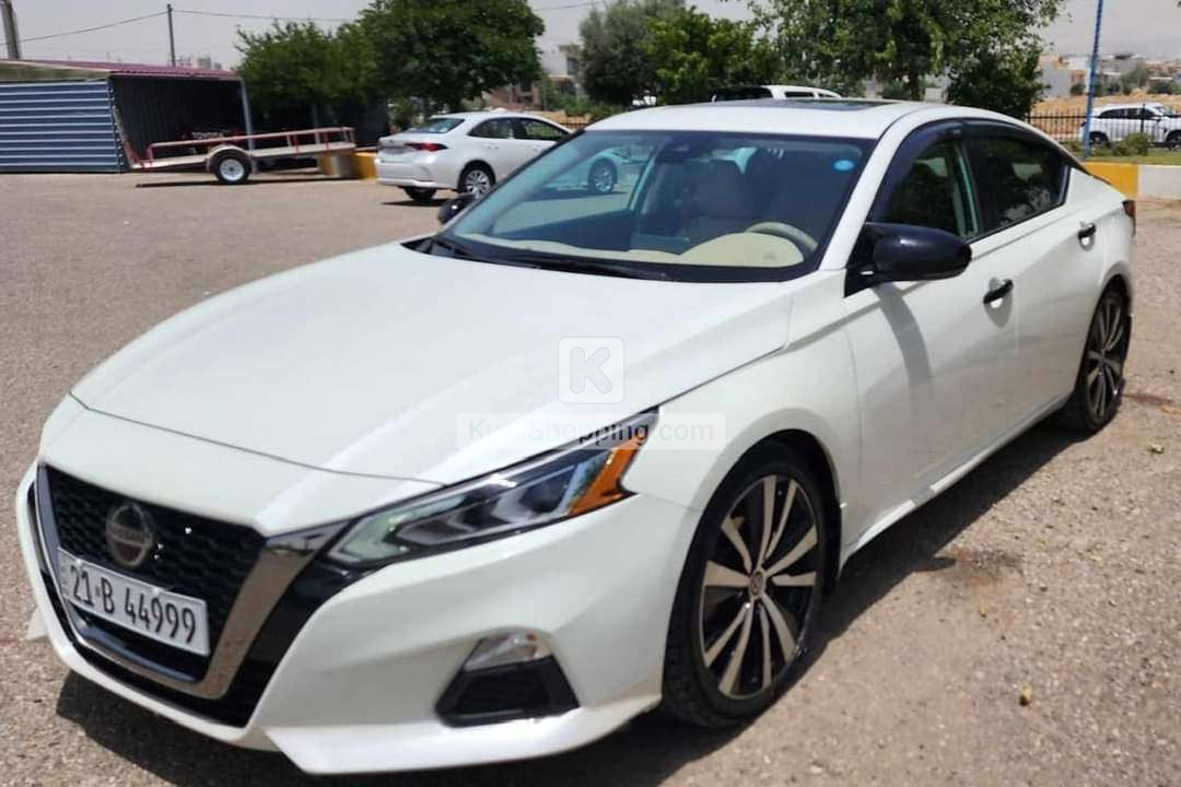 Nissan Altima 2020