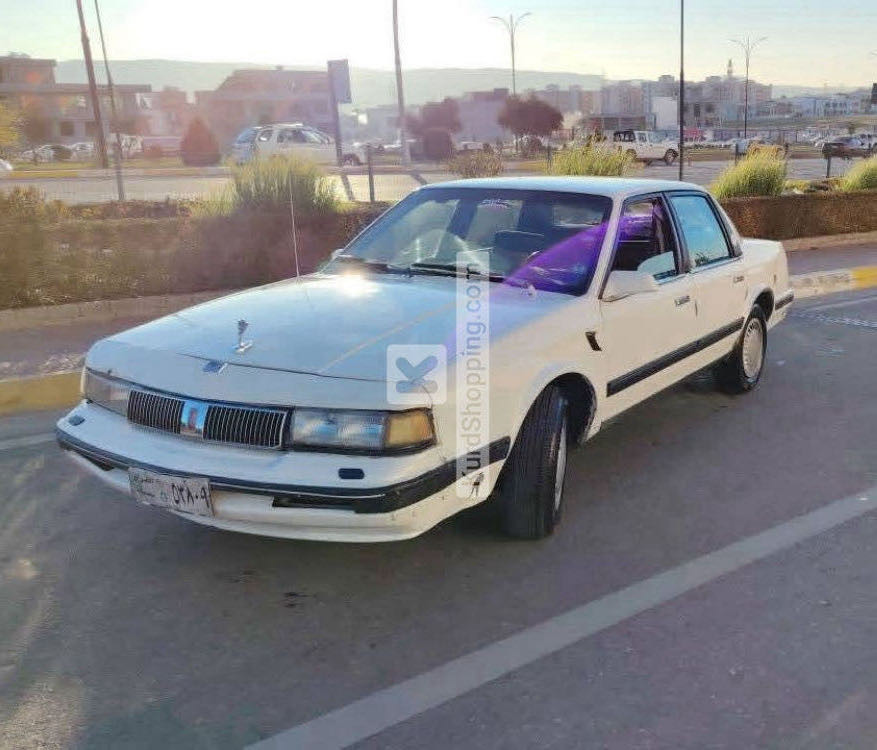 Oldsmobile Cutlass 1990