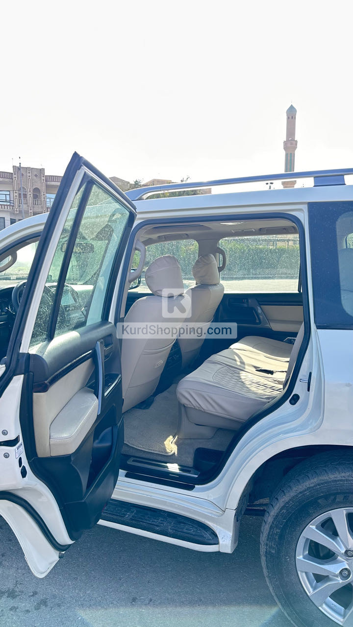 Toyota Landcruiser 2011