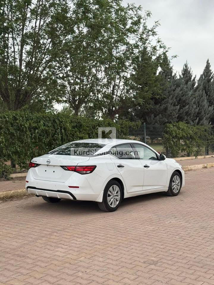 Nissan Sentra 2025