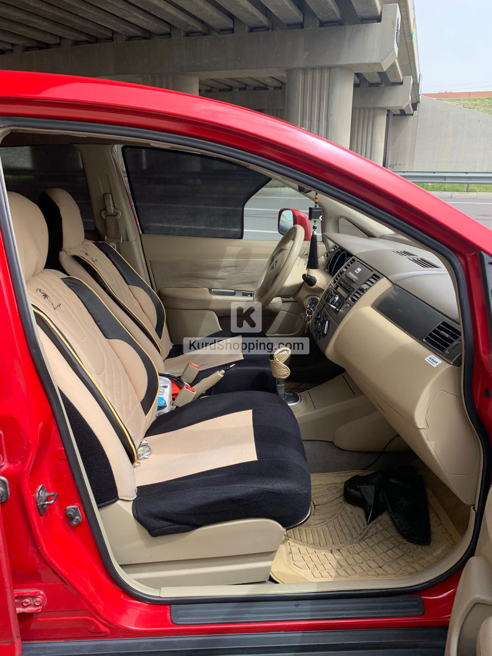 Nissan Tiida 2011