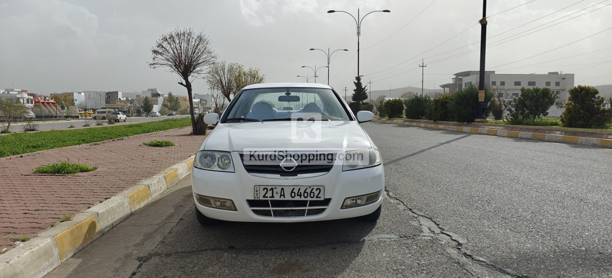 Nissan Sunny 2010