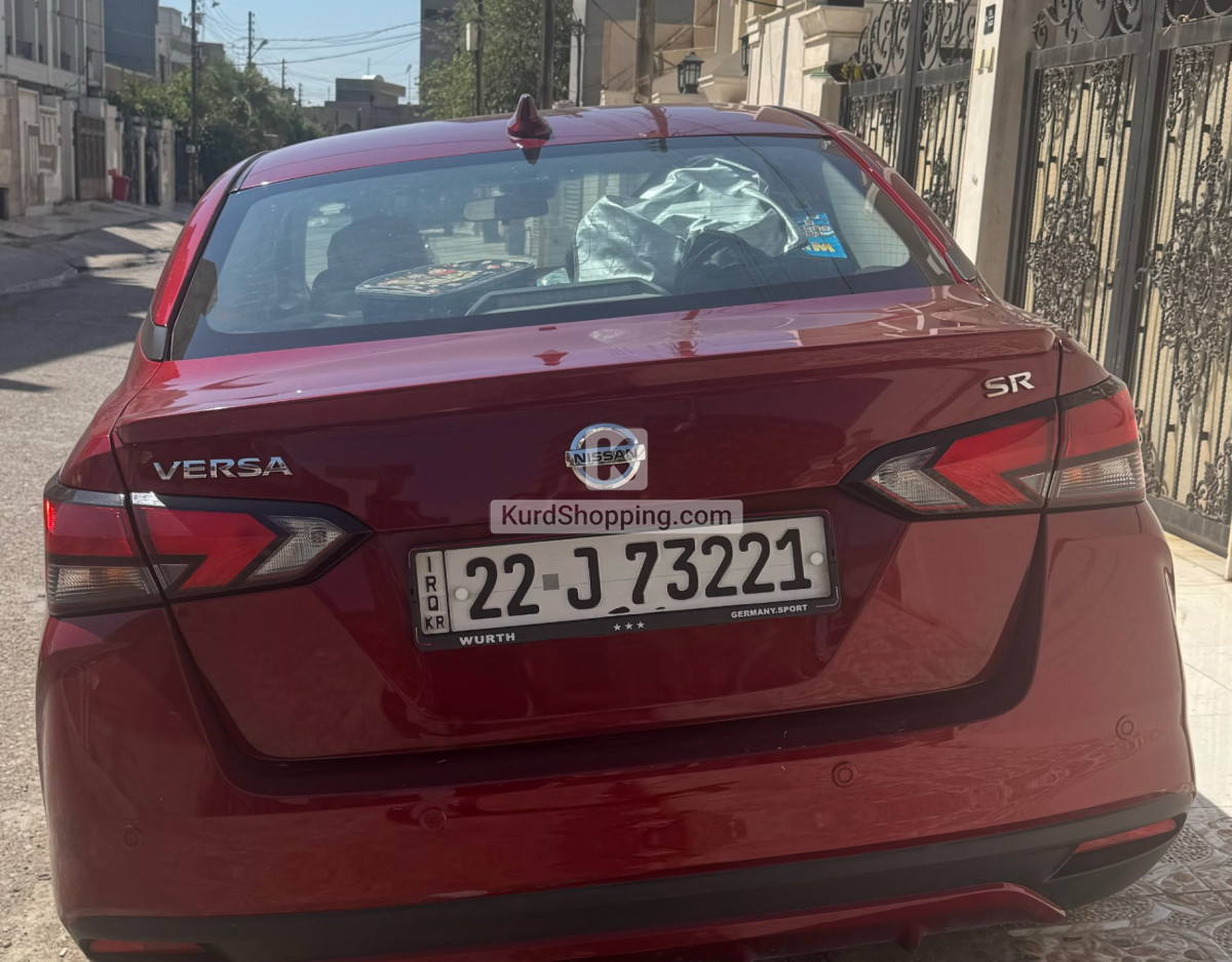 Nissan Versa 2021