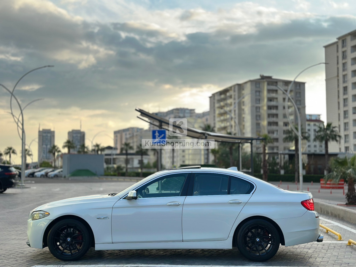 BMW 5 Series 2012