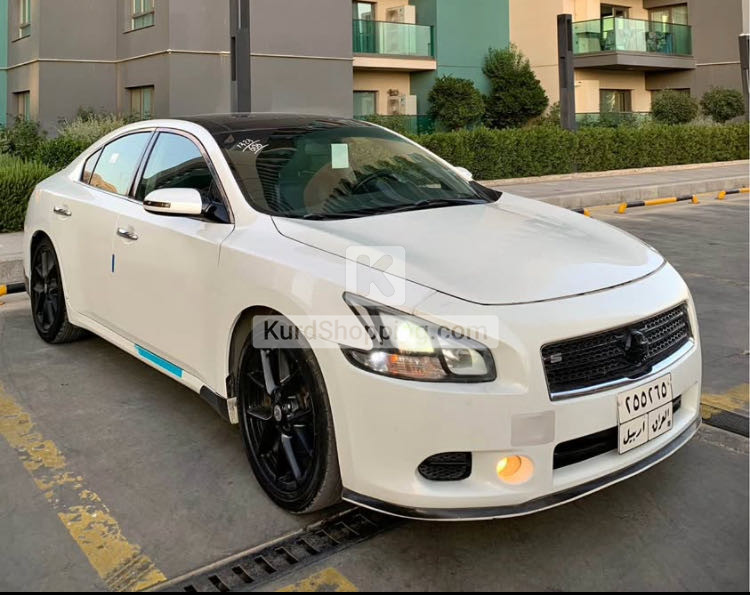 Nissan Maxima 2010