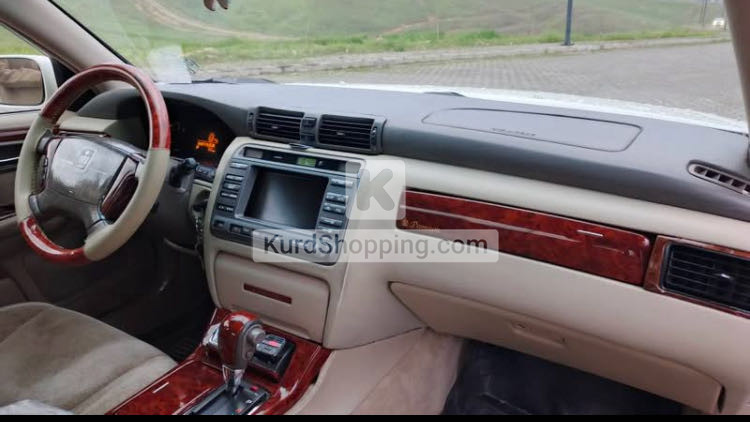 Toyota Super Crown 2002