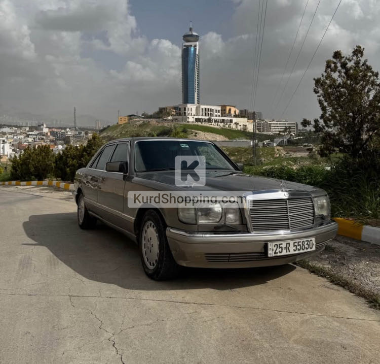 Mercedes Benz 300 1985