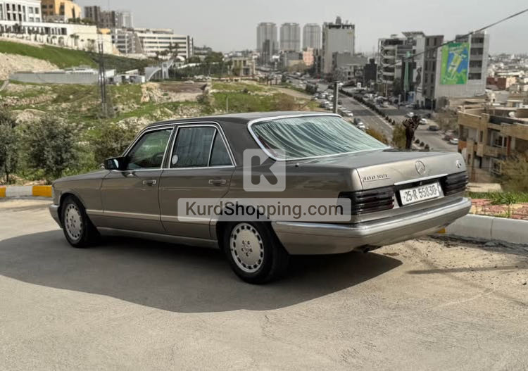 Mercedes Benz 300 1985