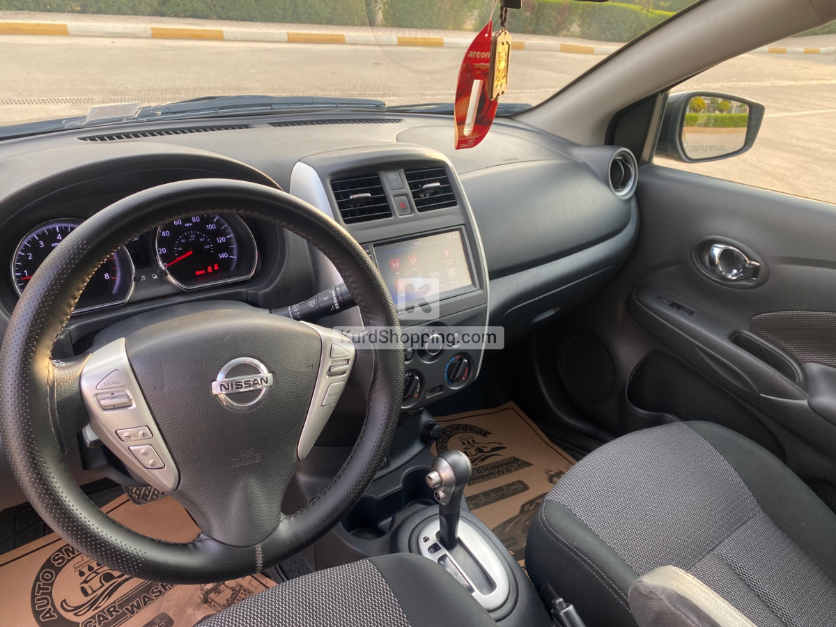 Nissan Versa 2019 SV Clean