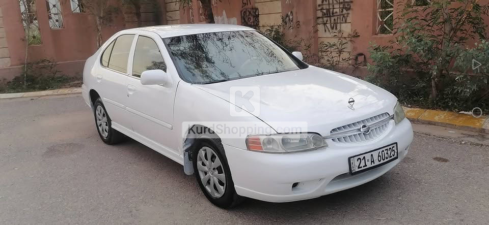 Nissan Altima 2000