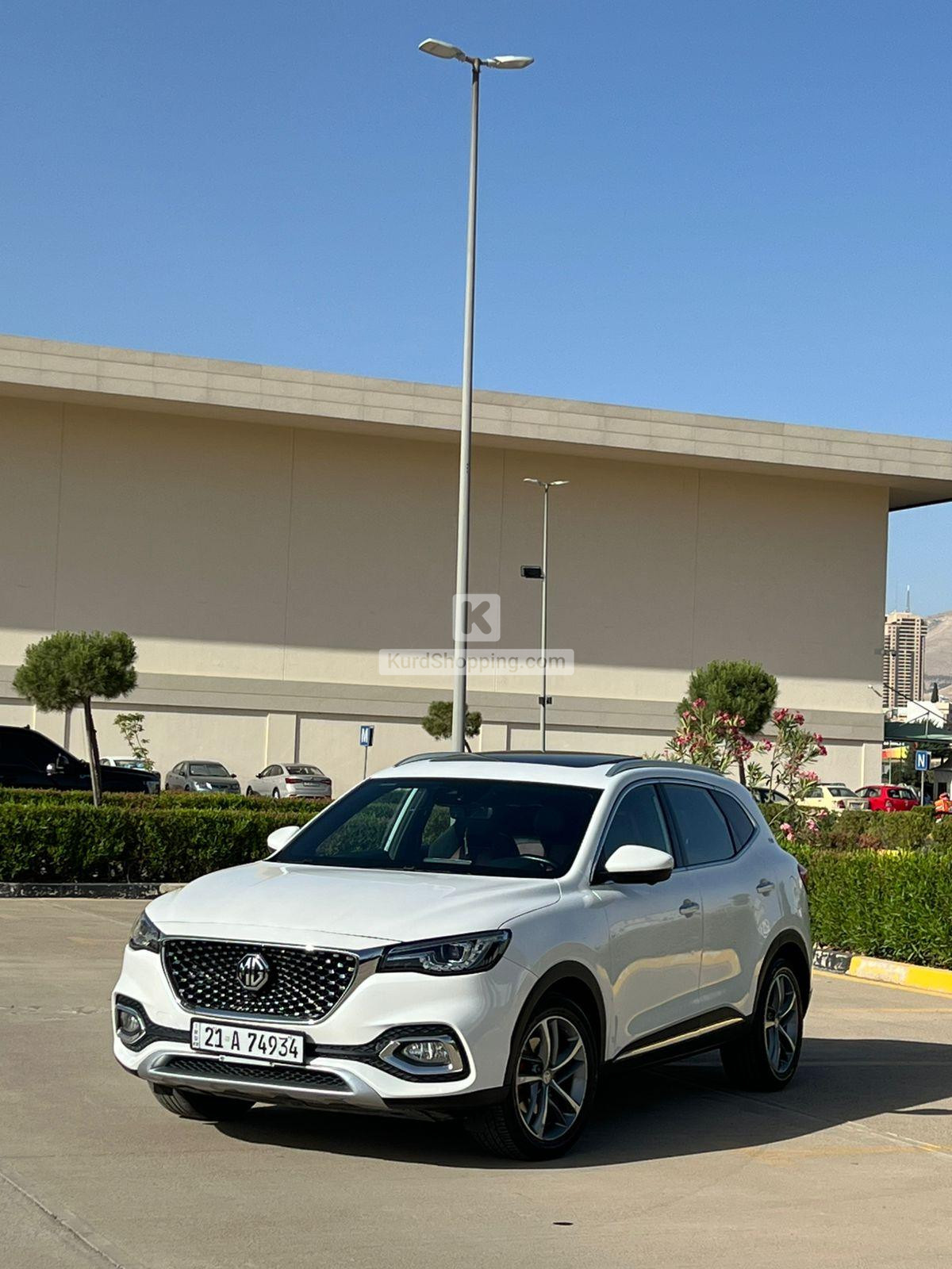 MG HS 2022