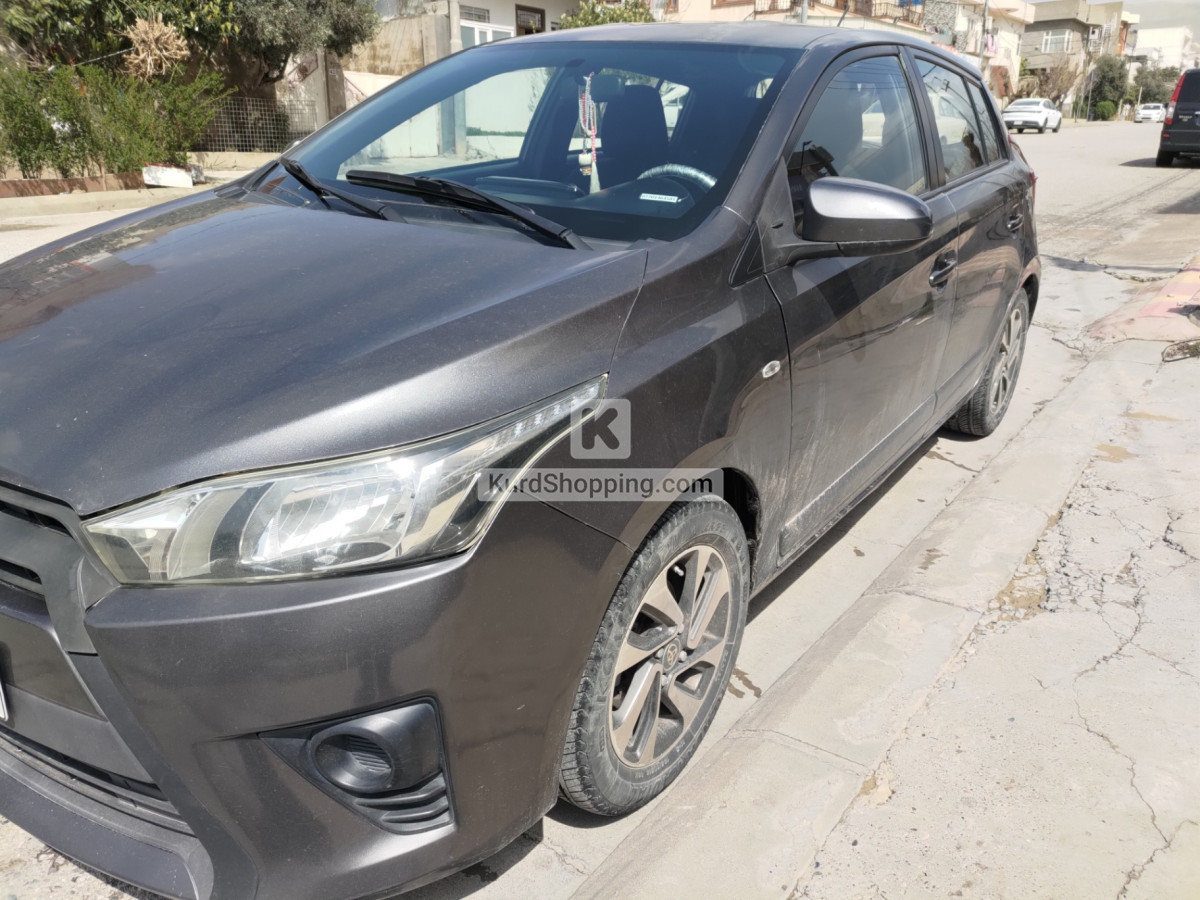 Toyota Yaris 2015