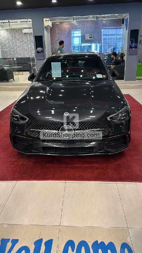 Mercedes Benz C300 2023