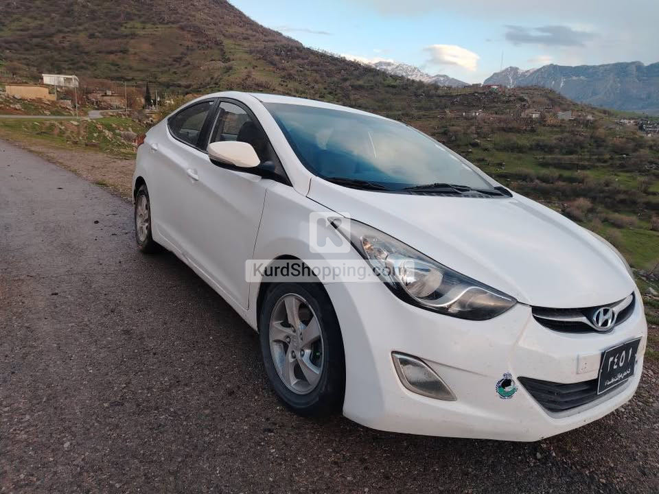 Hyundai Avante 2013