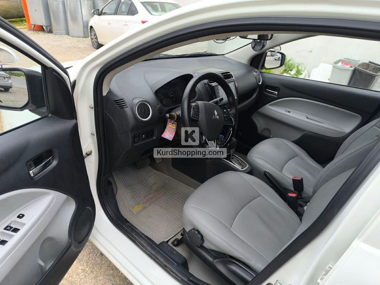 Mitsubishi Attrage 2024