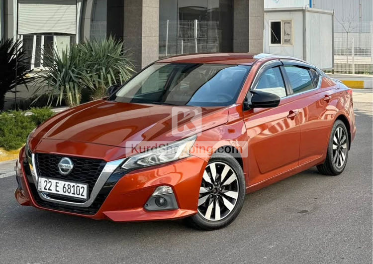 Nissan Altima 2019