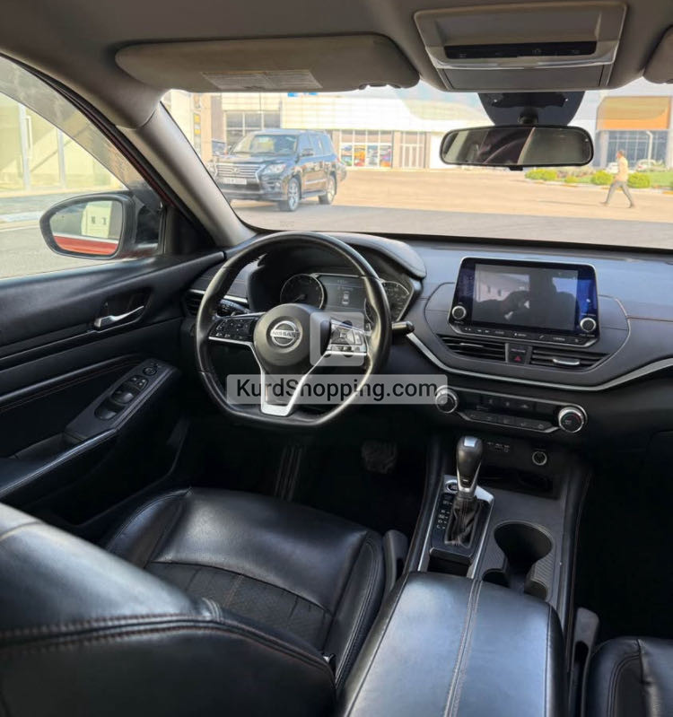 Nissan Altima 2019