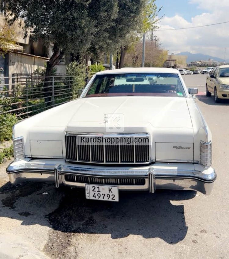 Lincoln Town Car 1976