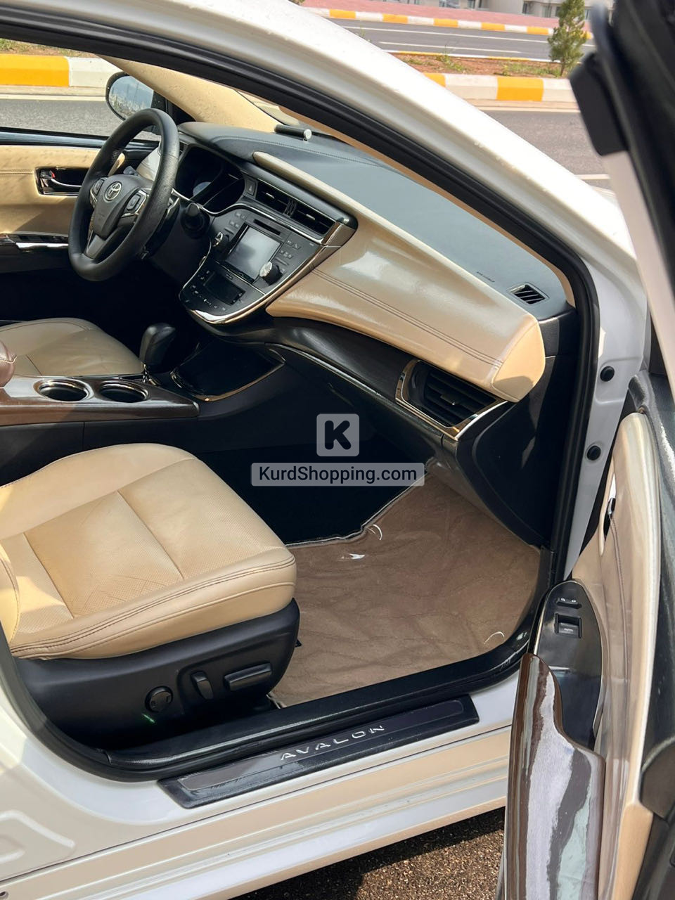 Toyota Avalon 2016 Clean Full