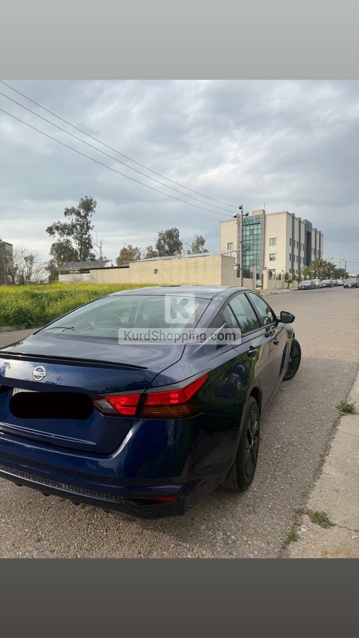 Nissan Altima 2022