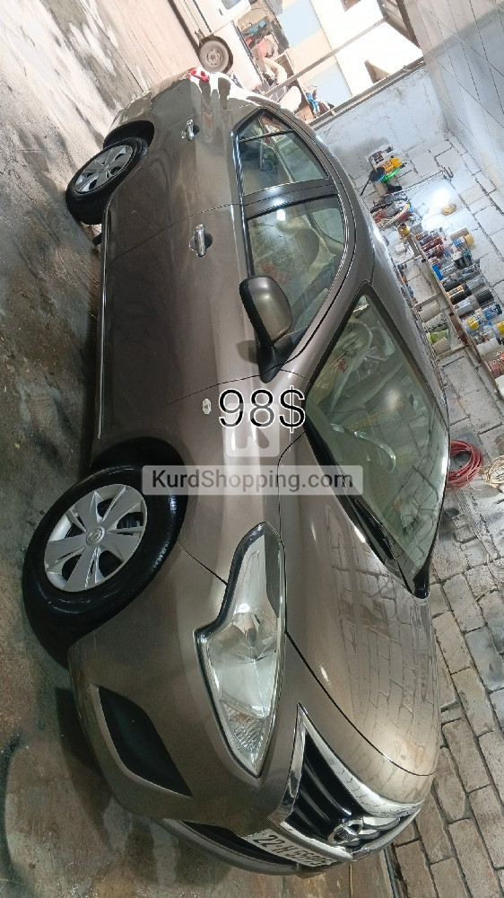 Nissan Sunny 2020