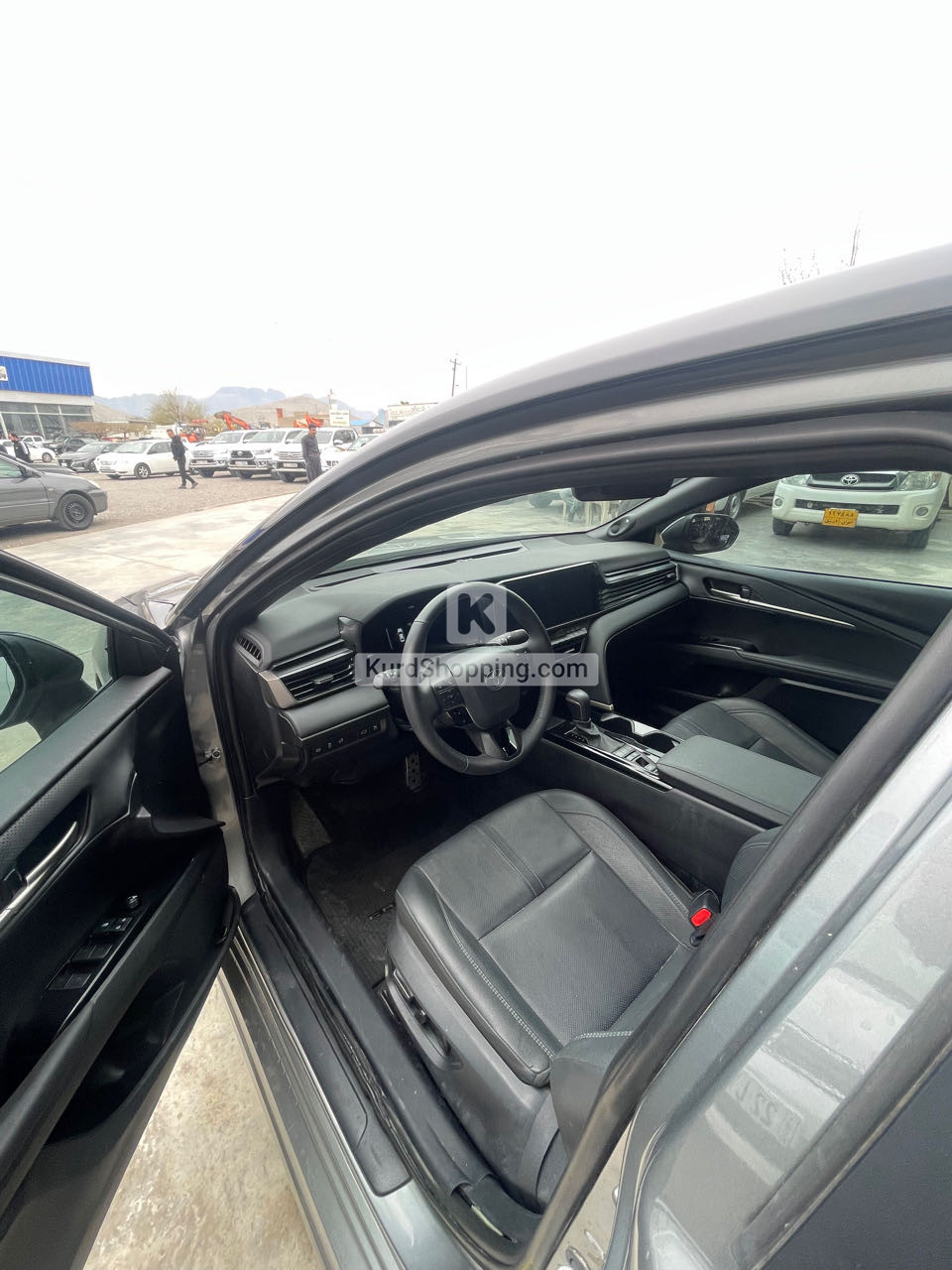 Toyota Camry 2025