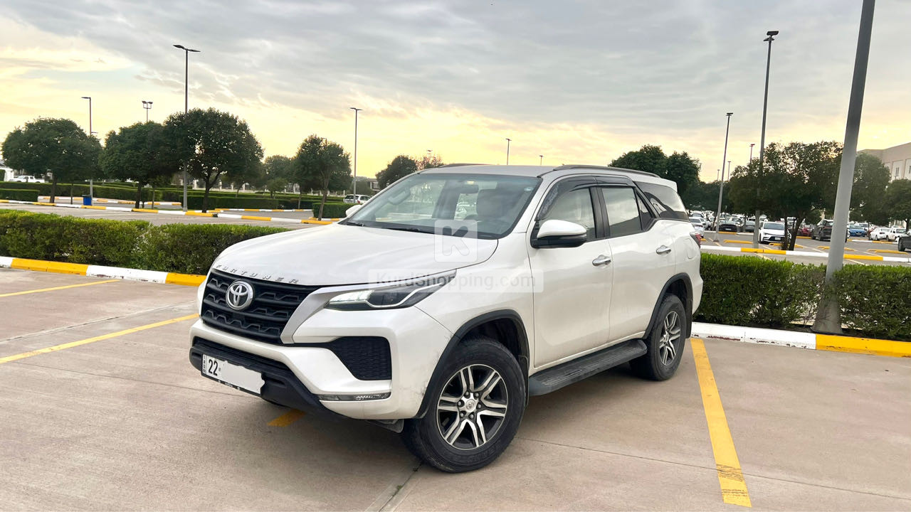 Toyota Fortuner 2022