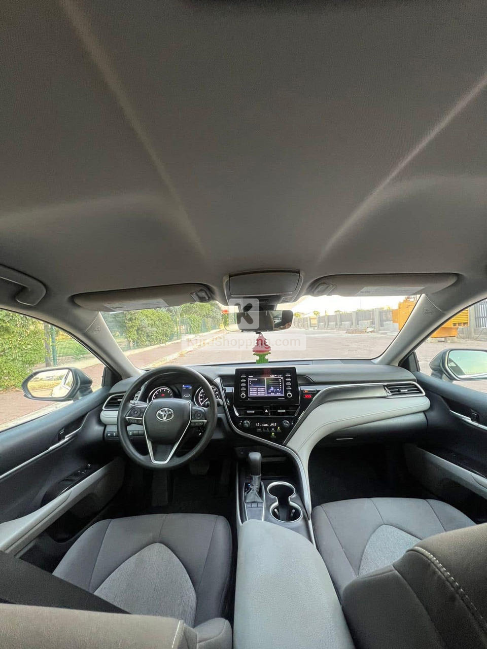 Toyota Camry 2023