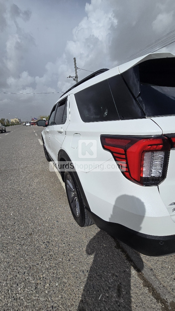 Ford Explorer 2025