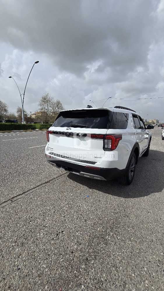 Ford Explorer 2025