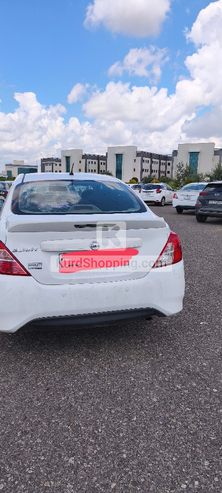 Nissan Sunny 2021