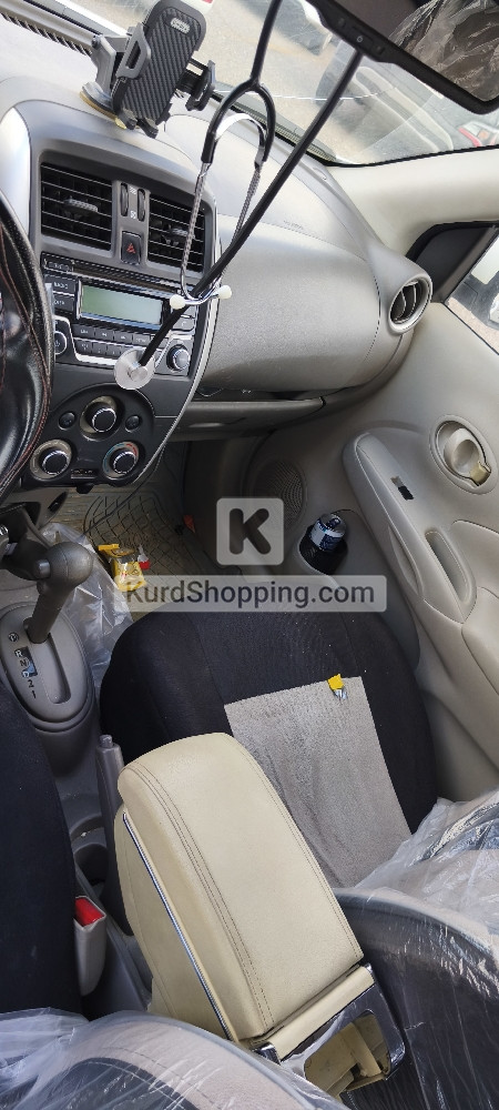 Nissan Sunny 2021
