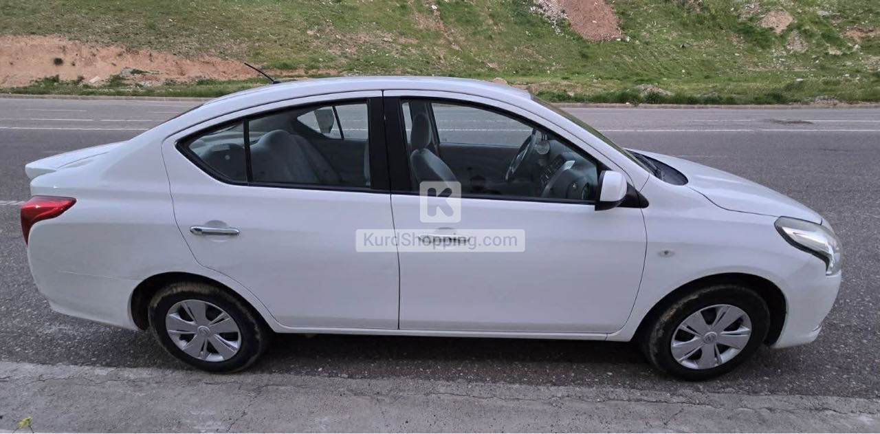Nissan Sunny 2020