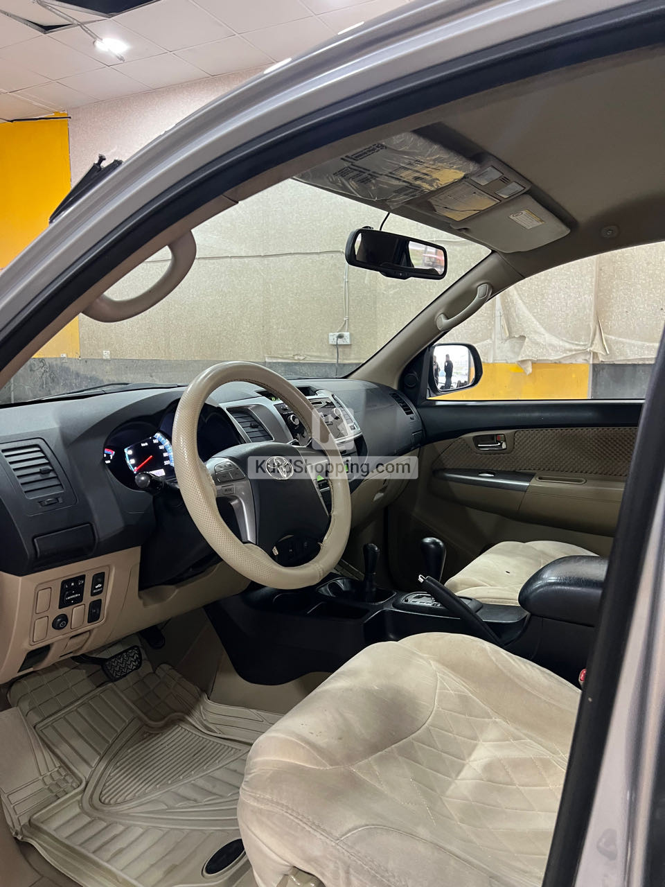 Toyota فۆڕچنەر 2016