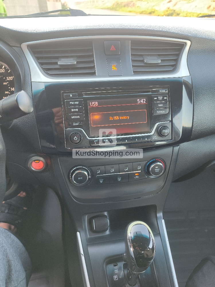 Nissan Sentra 2016