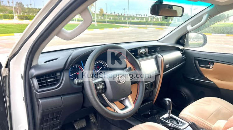 Toyota Fortuner 2022