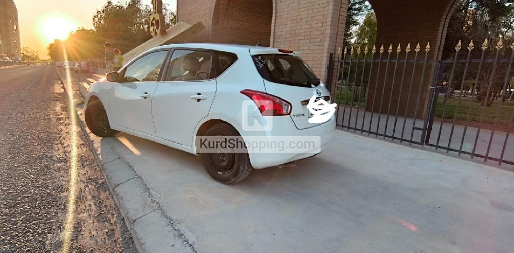 Nissan تیدا 2014