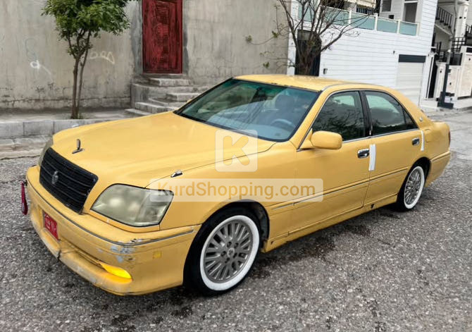 Toyota Super Crown 2001