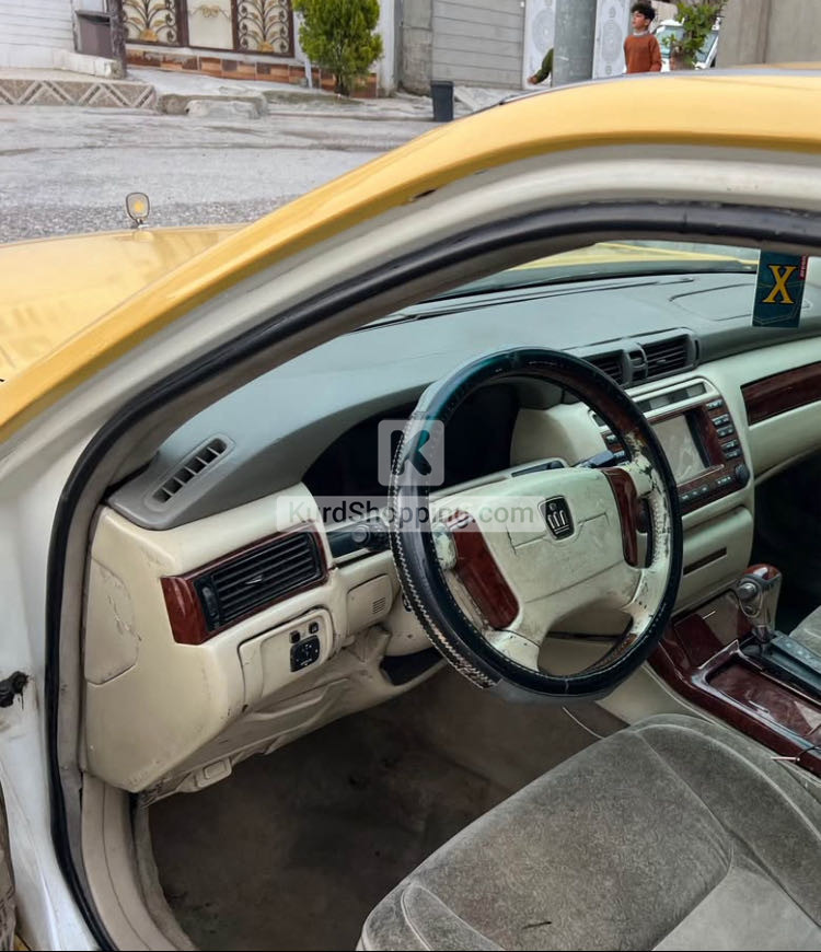 Toyota Super Crown 2001