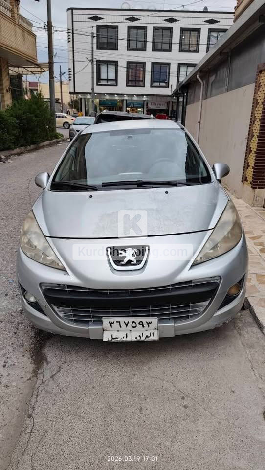 Peugeot 406 2012