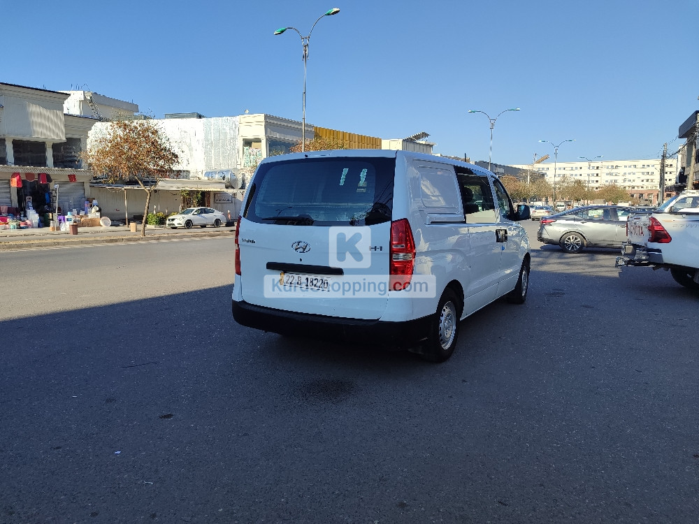 هۆندای h1