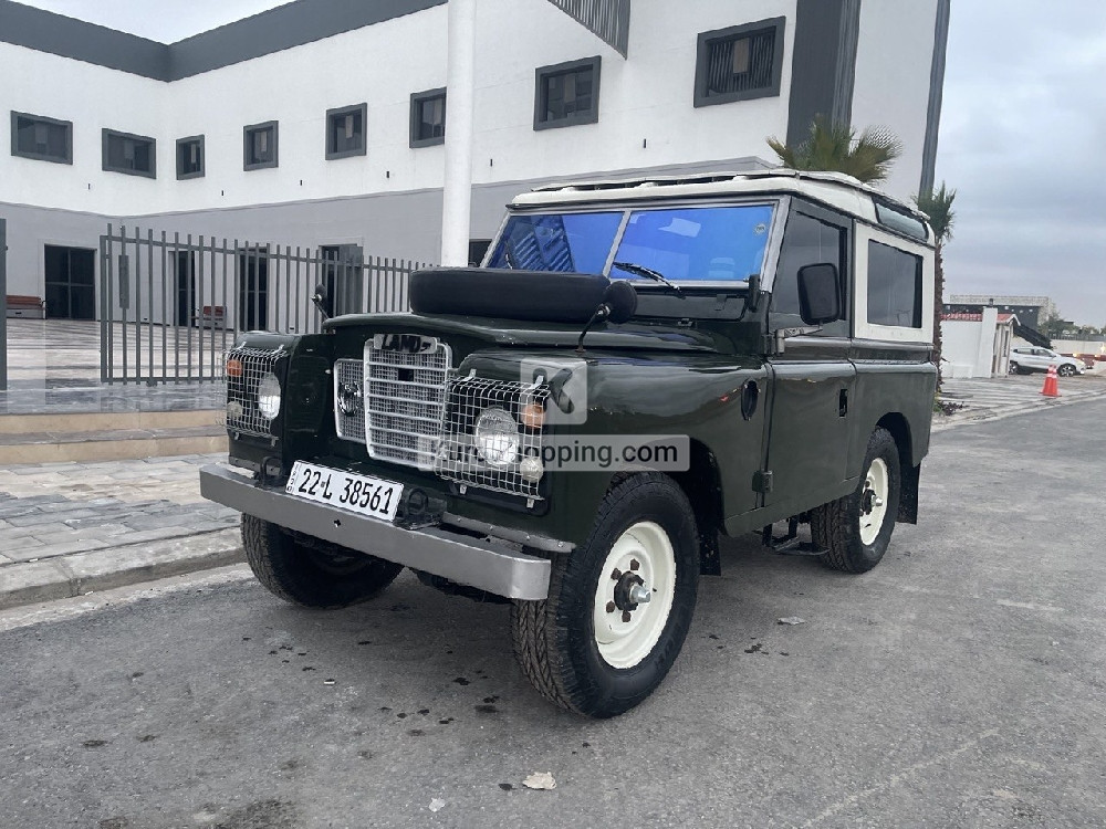Land Rover Defender 1977