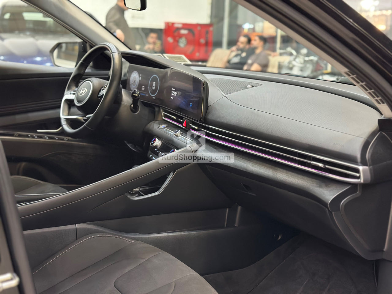 Hyundai Elantra 2024