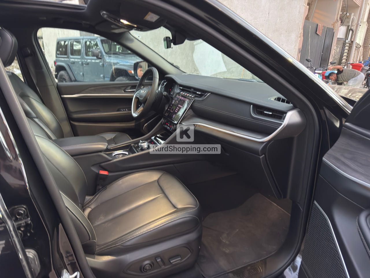 Jeep  Liberty 2025