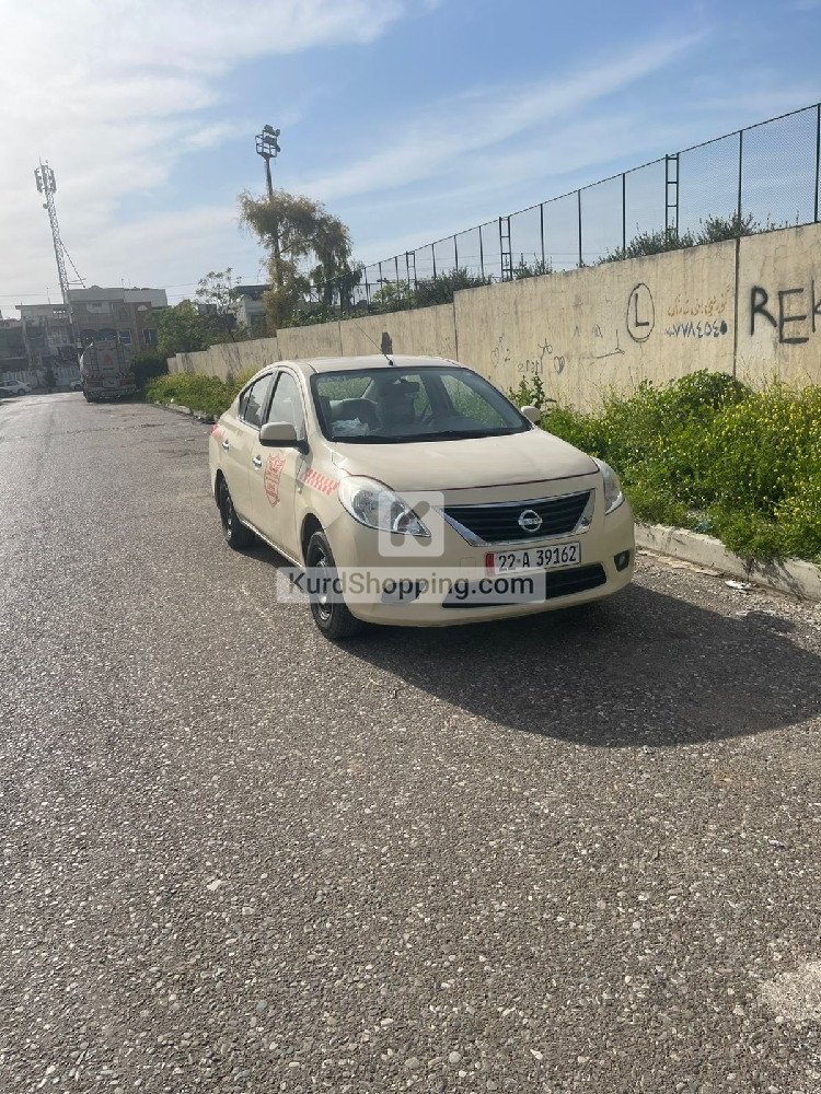 Taxi nissan sunny