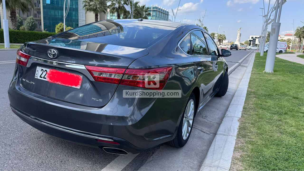 Toyota Avalon 2018