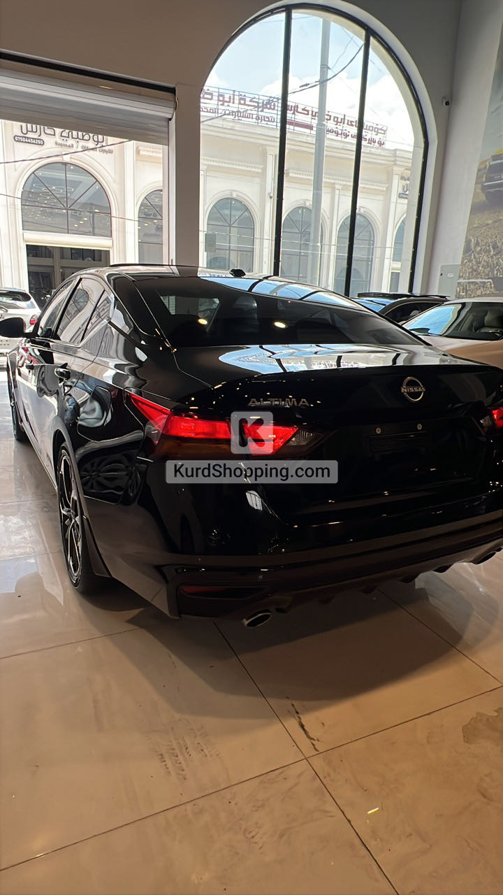 Nissan Altima 2024