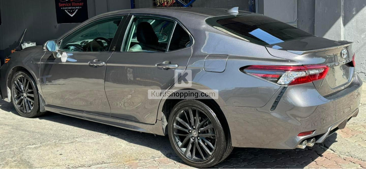 Toyota Camry 2024